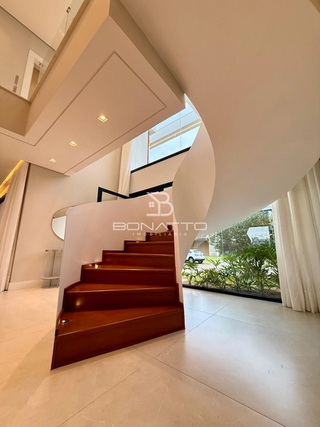 Beira lago em condomínio fechado: 21ª foto da galeria de imagens do imóvel