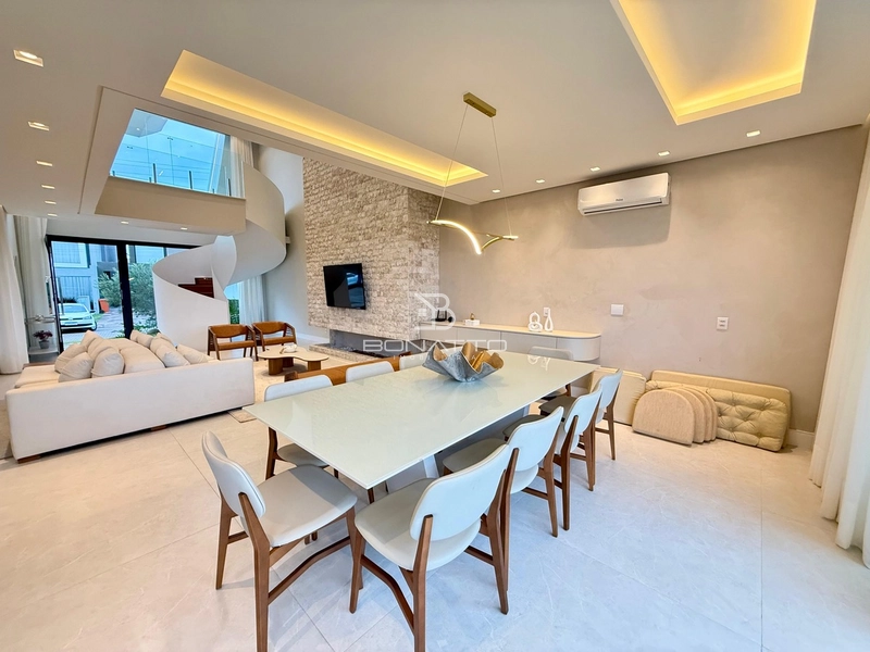 Beira lago em condomínio fechado: 19ª foto da galeria de imagens do imóvel