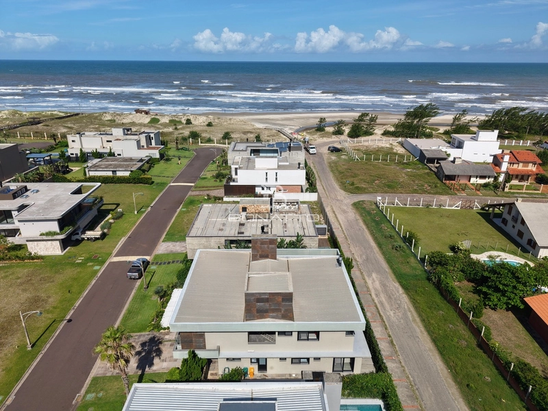 Condomínio Beira Mar: 49ª foto da galeria de imagens do imóvel
