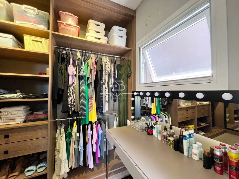 Beira lago em condomínio fechado: 27ª foto da galeria de imagens do imóvel