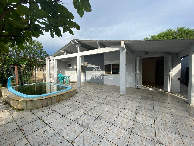 Casa com piscina em Atlântida Sul: 19ª foto da galeria de imagens do imóvel