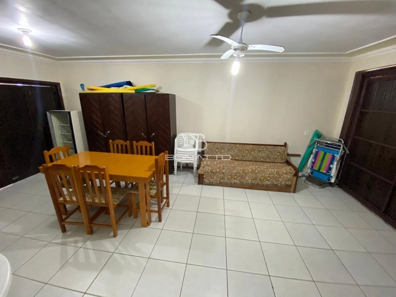 Casa em Atlântida Sul: 12ª foto da galeria de imagens do imóvel