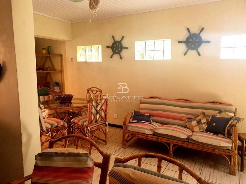 Casa próxima à beira: 7ª foto da galeria de imagens do imóvel