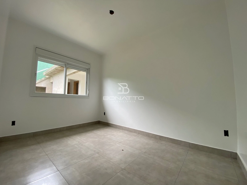 Casa em Atlântida Sul: 10ª foto da galeria de imagens do imóvel