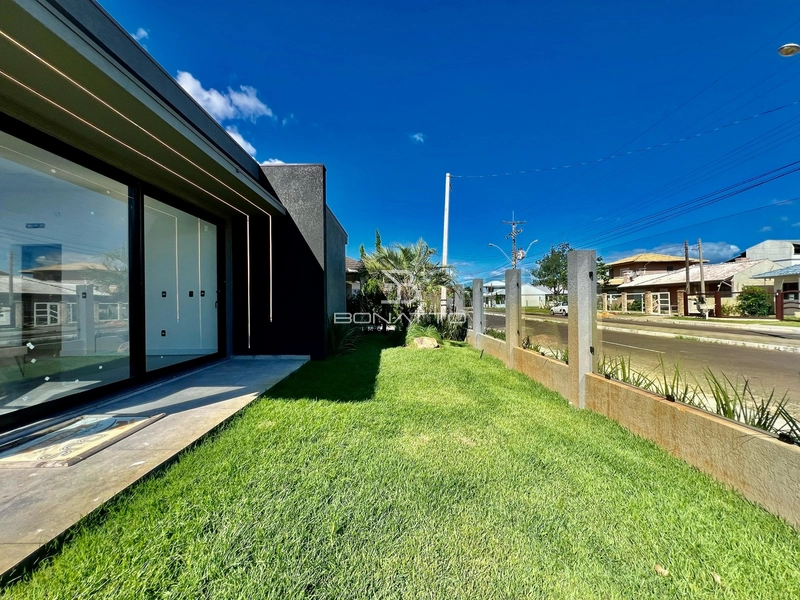 Casa à venda de esquina com 160 m² em Atlântida Sul: 9ª foto da galeria de imagens do imóvel
