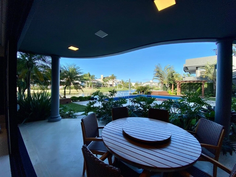 Casa a venda no Condomínio Ilhas Park com 5 suites: 7ª foto da galeria de imagens do imóvel