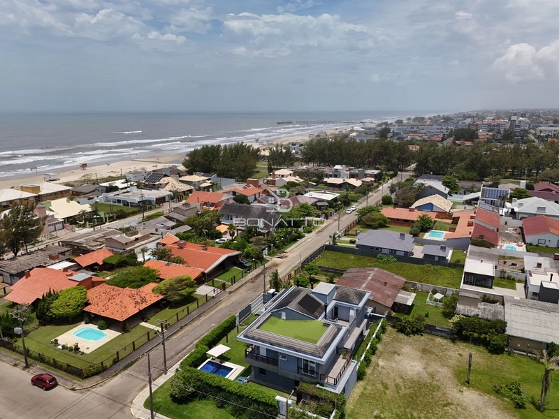 Mansão a venda em Atlântida: 16ª foto da galeria de imagens do imóvel