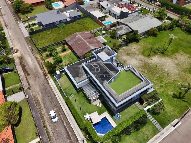 Mansão a venda em Atlântida: 23ª foto da galeria de imagens do imóvel