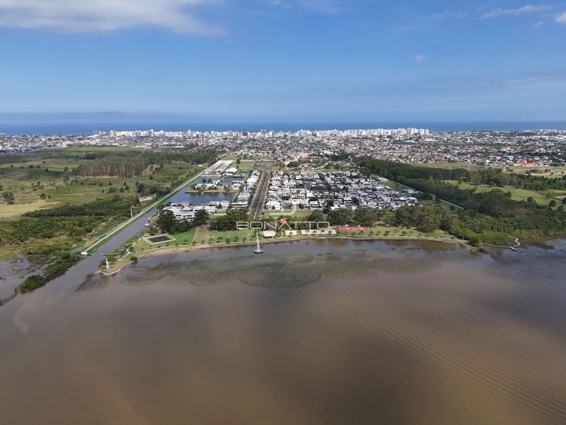 Velas da Marina beira da lagoa: 5ª foto da galeria de imagens do imóvel