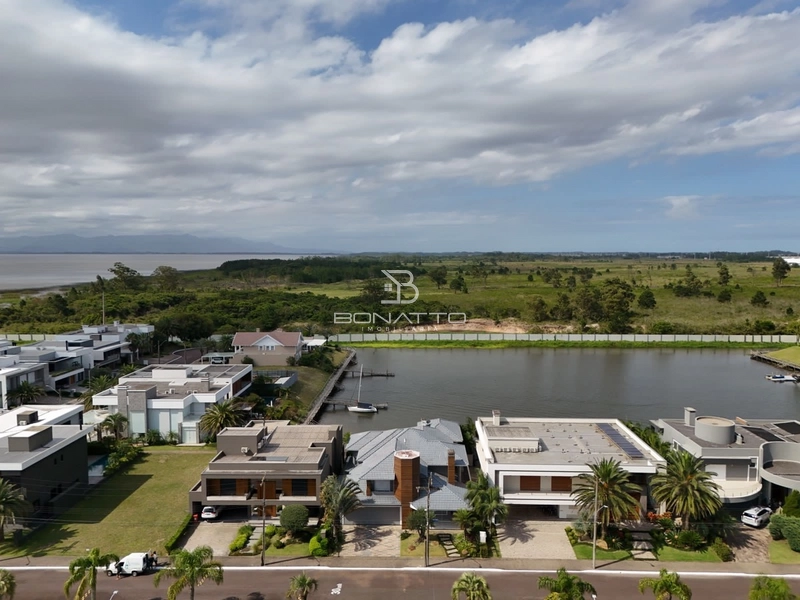Velas da Marina beira da lagoa: 3ª foto da galeria de imagens do imóvel
