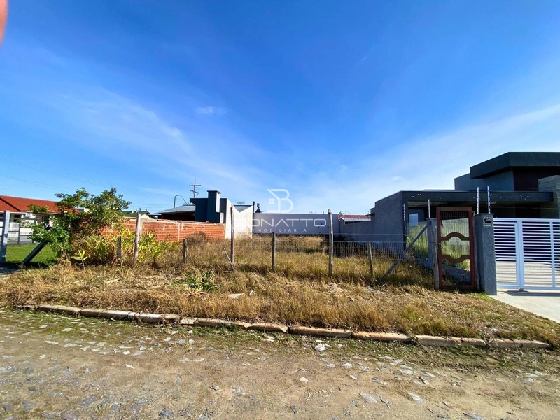 Lote em Atlântida Sul: 1ª foto da galeria de imagens do imóvel
