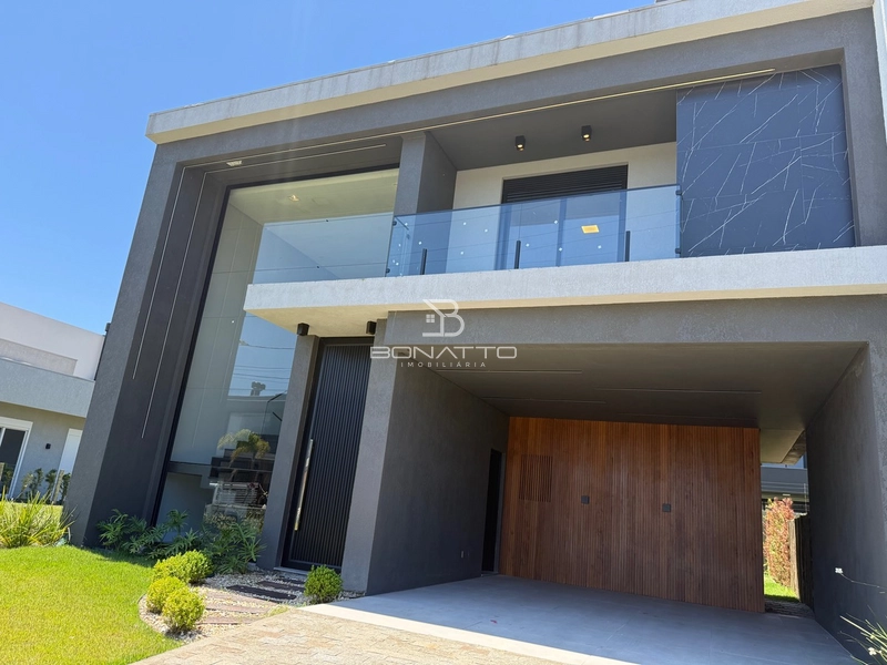 LINDA CASA NO SUNSET