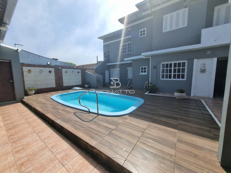 Casa a venda em Atlântida Sul: 8ª foto da galeria de imagens do imóvel