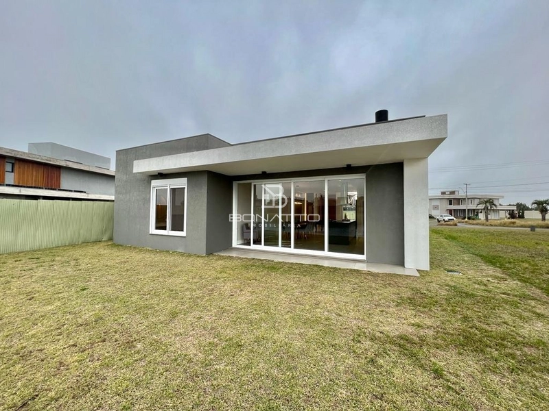 Casa no condomínio Costa Serena, mobiliada e decorada, beira lago: 18ª foto da galeria de imagens do imóvel