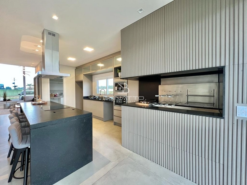 Casa no condomínio Costa Serena, mobiliada e decorada, beira lago: 8ª foto da galeria de imagens do imóvel