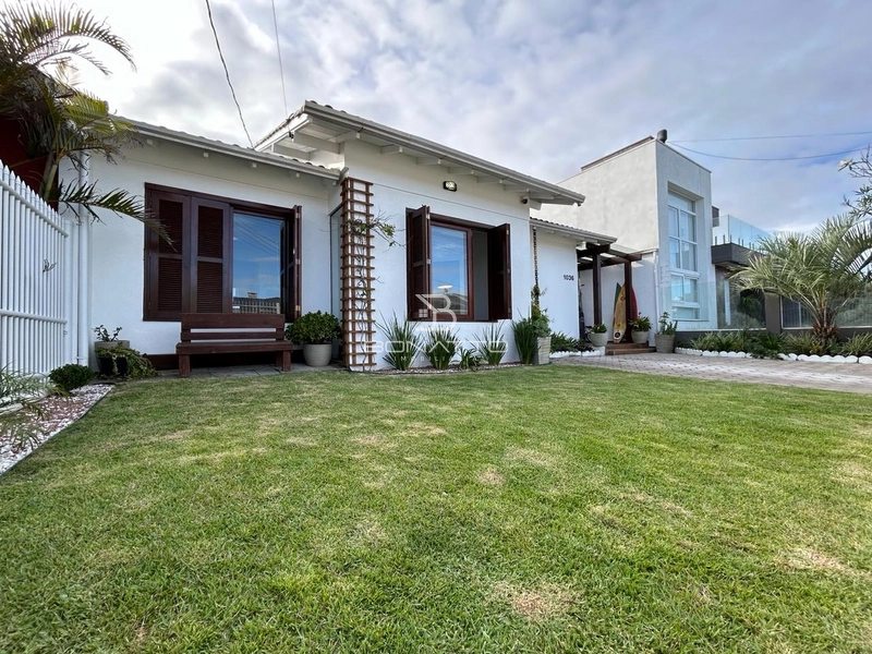 Casa com piscina: 5ª foto da galeria de imagens do imóvel