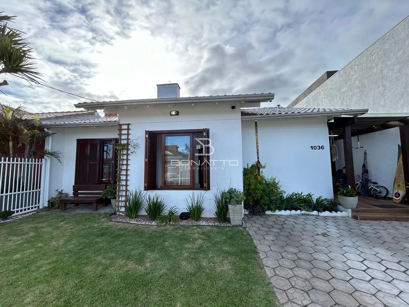 Casa com piscina: 4ª foto da galeria de imagens do imóvel