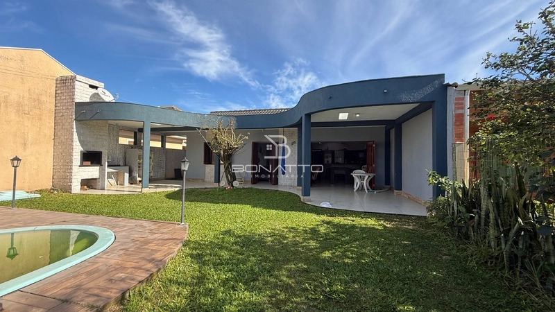 Casa a venda em Atlântida Sul 250 m da beira mar: 3ª foto da galeria de imagens do imóvel