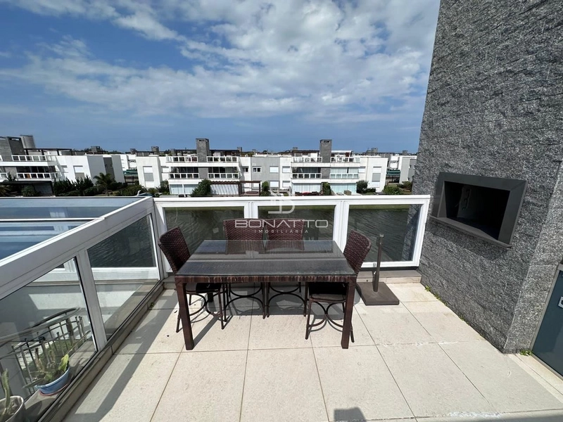 Duplex beira lago: 9ª foto da galeria de imagens do imóvel