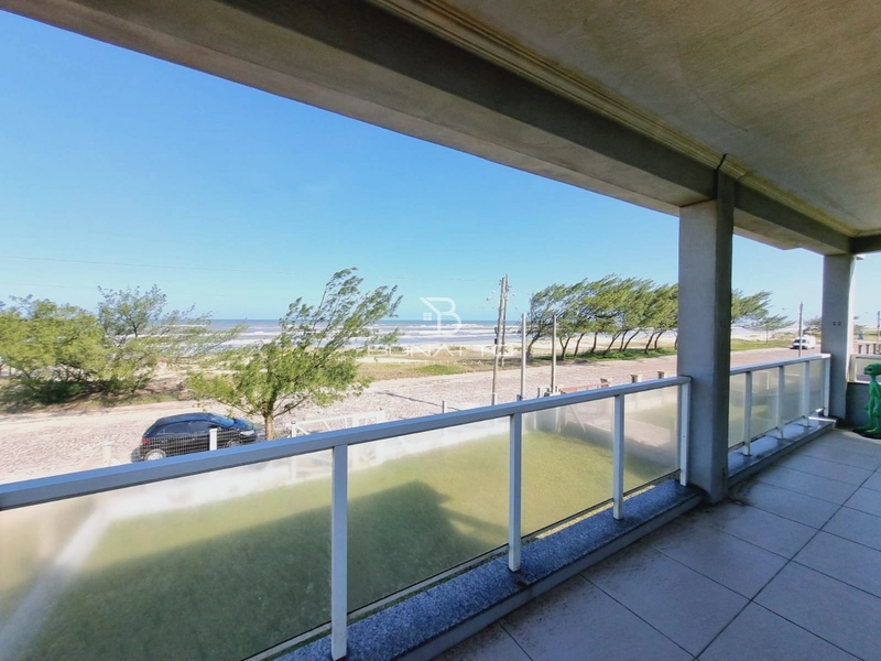 Sobrado à venda na beira mar de Nova Tramandaí: 36ª foto da galeria de imagens do imóvel