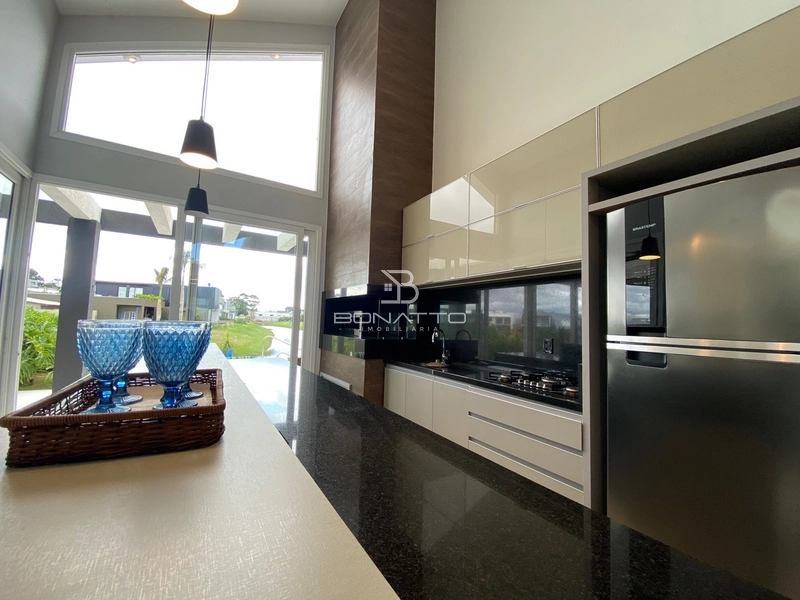 Casa Térrea Beira Lago: 30ª foto da galeria de imagens do imóvel