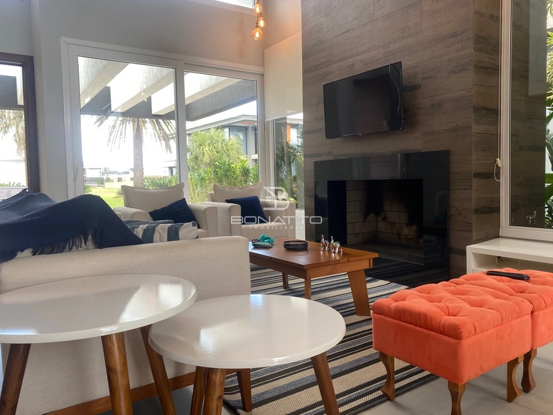 Casa Térrea Beira Lago: 17ª foto da galeria de imagens do imóvel