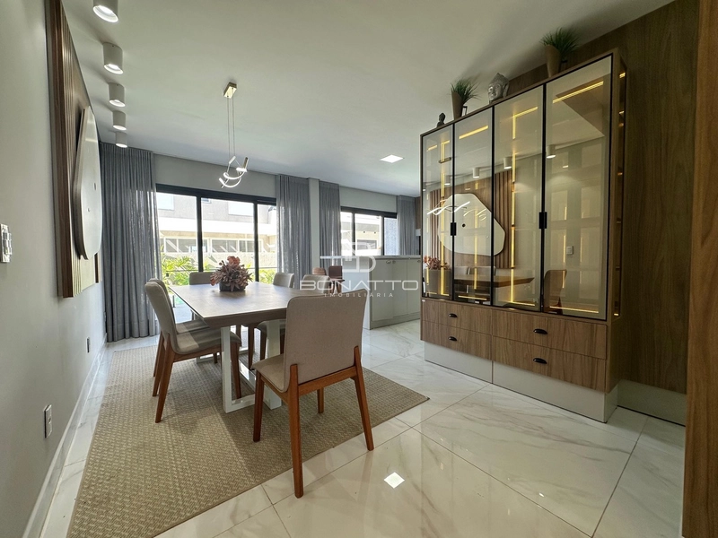 Sobrado à Venda: 23ª foto da galeria de imagens do imóvel