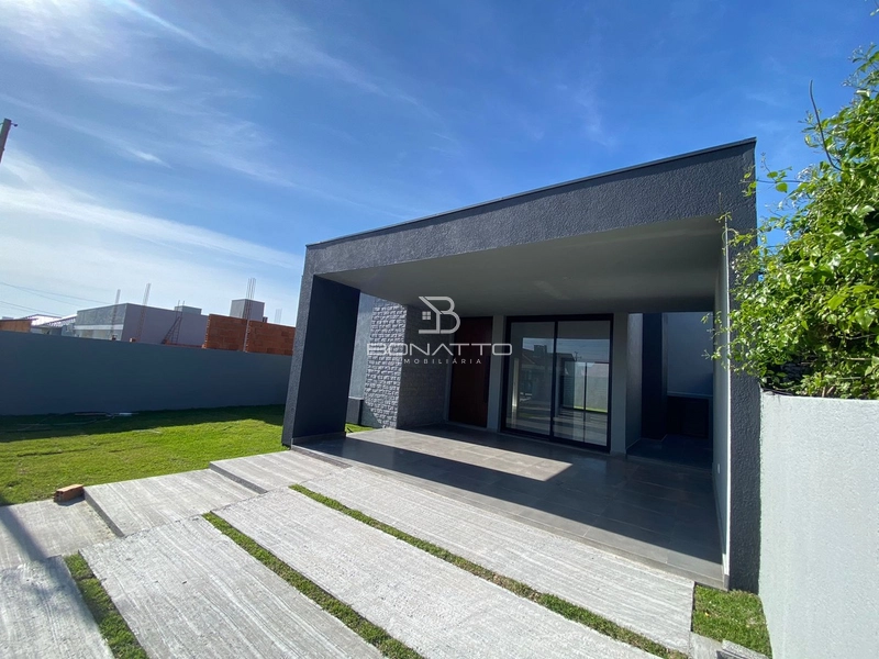 Casa de Alto Padrão: 2ª foto da galeria de imagens do imóvel
