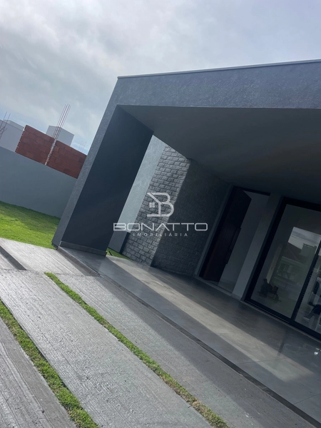 Casa de Alto Padrão: 1ª foto da galeria de imagens do imóvel