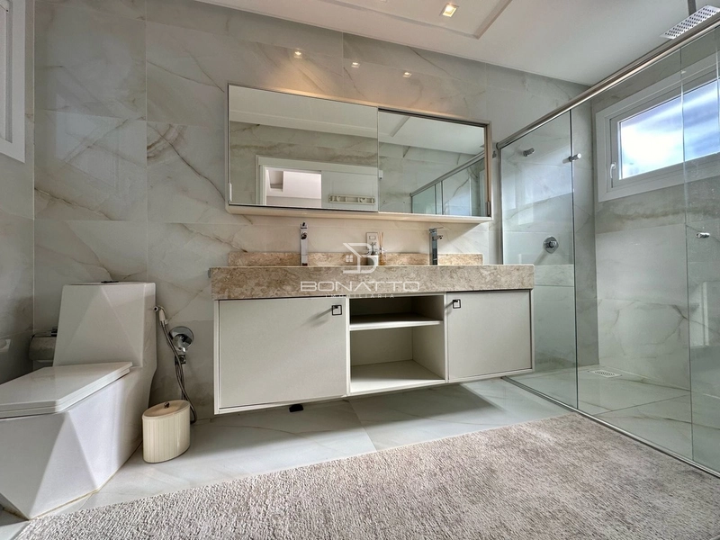 Casa de Esquina Beira Lago: 20ª foto da galeria de imagens do imóvel