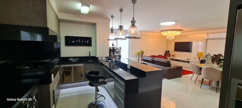 Casa a venda de esquina com 5 suites no Condomínio Capão Ilhas Resort: 2ª foto da galeria de imagens do imóvel