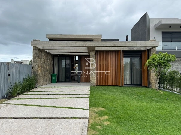 Casa térrea à venda: 1ª foto da galeria de imagens do imóvel