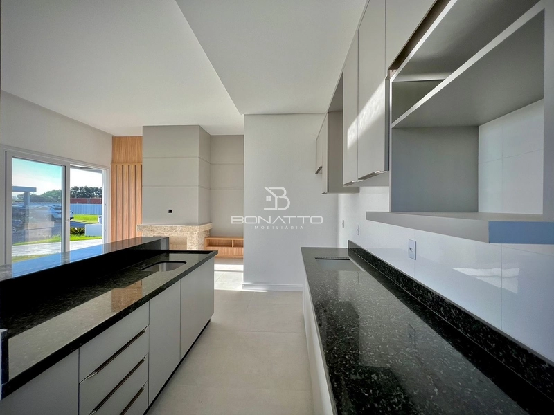 Casa térrea com piscina: 10ª foto da galeria de imagens do imóvel