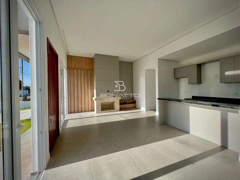 Casa térrea com piscina: 5ª foto da galeria de imagens do imóvel