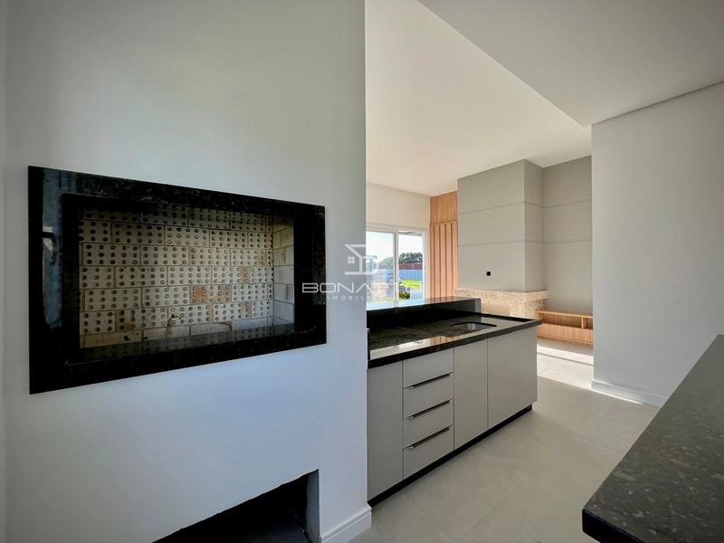 Casa térrea com piscina: 9ª foto da galeria de imagens do imóvel