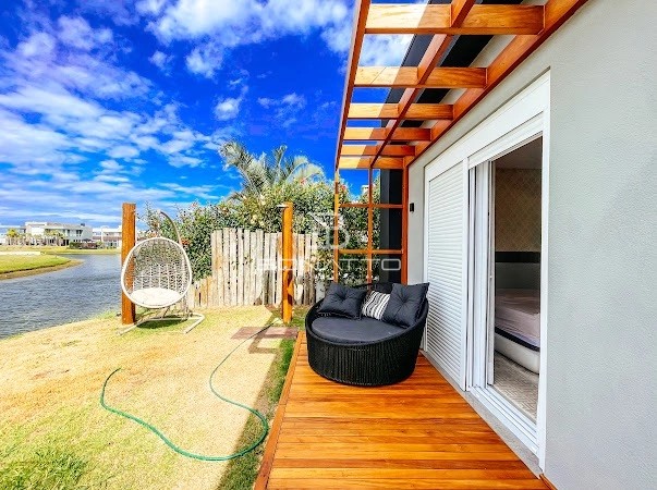 Casa térrea beira lago: 26ª foto da galeria de imagens do imóvel