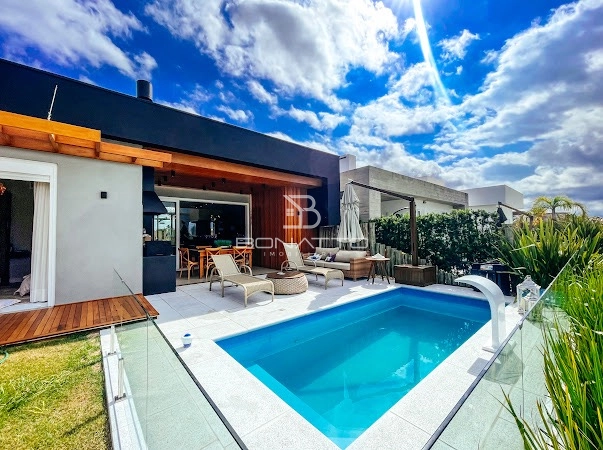 Casa térrea beira lago: 27ª foto da galeria de imagens do imóvel