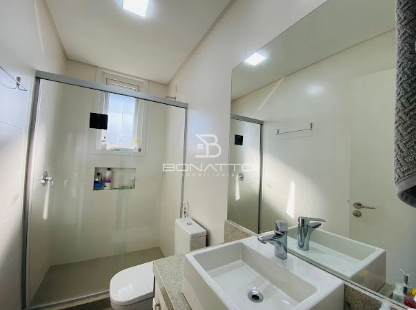 Sobrado com piscina: 22ª foto da galeria de imagens do imóvel
