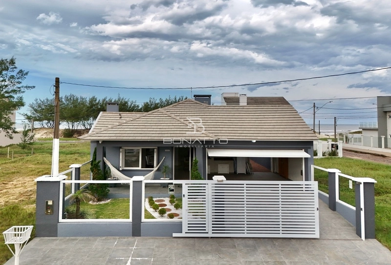 Casa quadra mar em Atlântida Sul: 6ª foto da galeria de imagens do imóvel