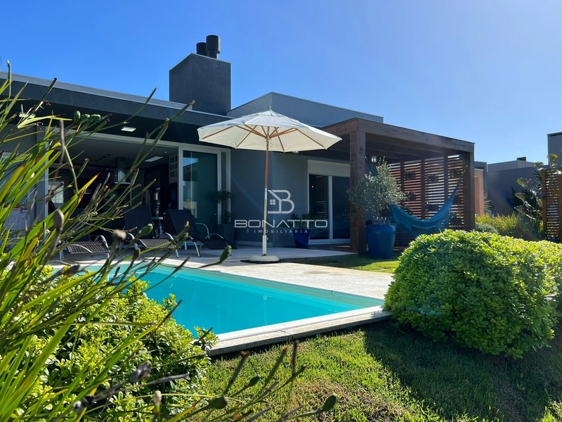 Casa térrea beira lago: 19ª foto da galeria de imagens do imóvel