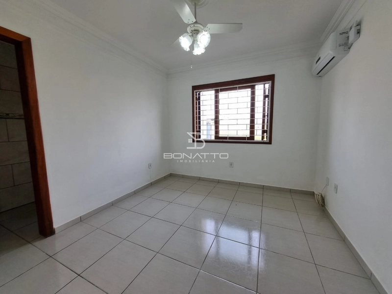Casa a venda de esquina com 4 dormitórios em Atlantida Sul: 22ª foto da galeria de imagens do imóvel