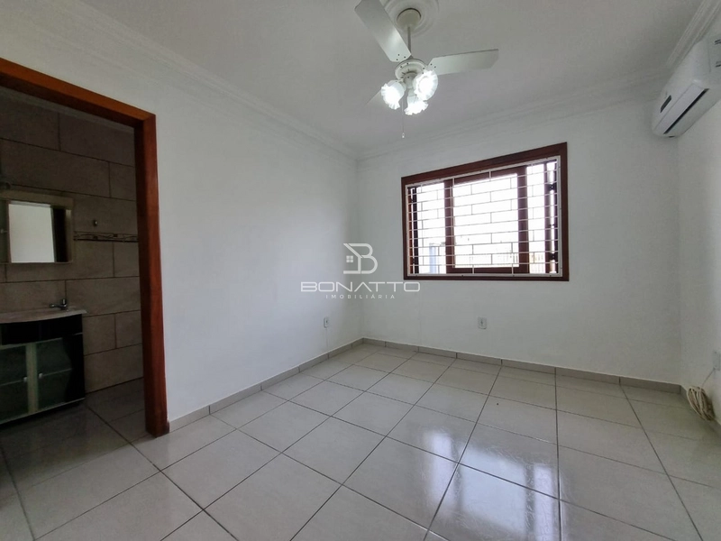 Casa a venda de esquina com 4 dormitórios em Atlantida Sul: 24ª foto da galeria de imagens do imóvel