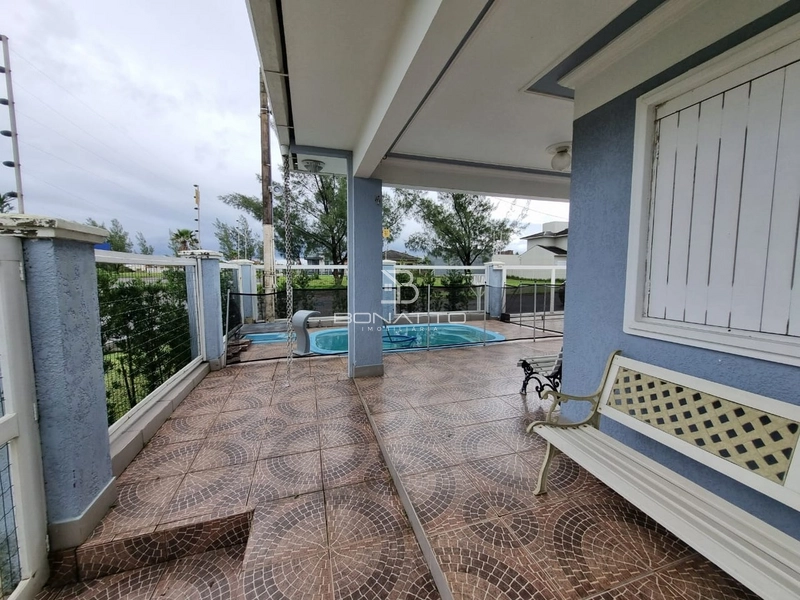 Casa a venda de esquina com 4 dormitórios em Atlantida Sul: 37ª foto da galeria de imagens do imóvel