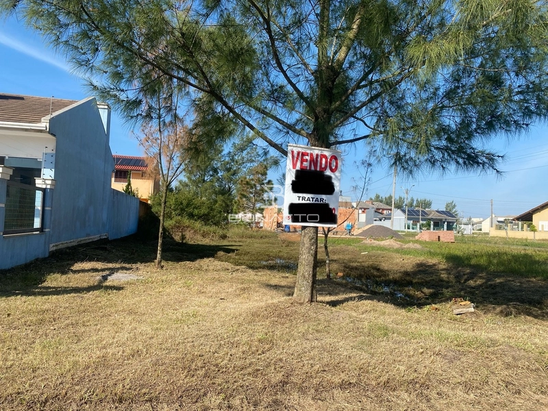 Terreno próximo à praia: 1ª foto da galeria de imagens do imóvel