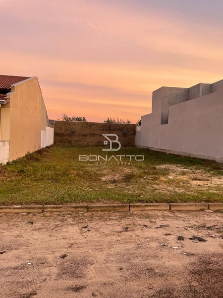 Terreno a venda em Atlântida Sul com 300 m²: 4ª foto da galeria de imagens do imóvel