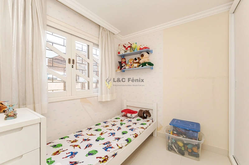 CASA EM COLOMBO: 26ª foto da galeria de imagens do imóvel