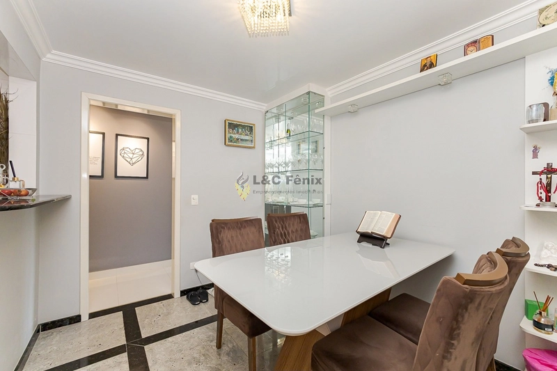 CASA EM COLOMBO: 33ª foto da galeria de imagens do imóvel