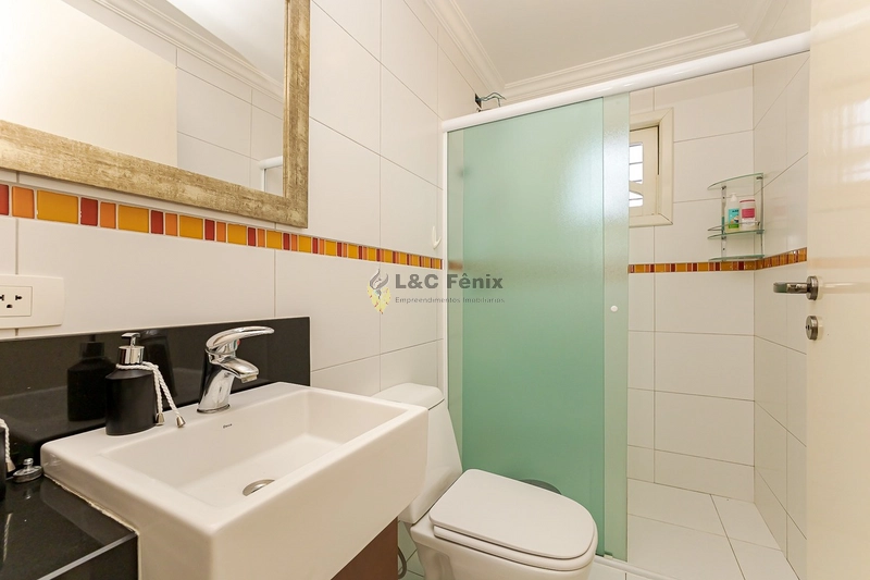 CASA EM COLOMBO: 24ª foto da galeria de imagens do imóvel