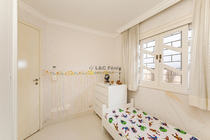 CASA EM COLOMBO: 28ª foto da galeria de imagens do imóvel