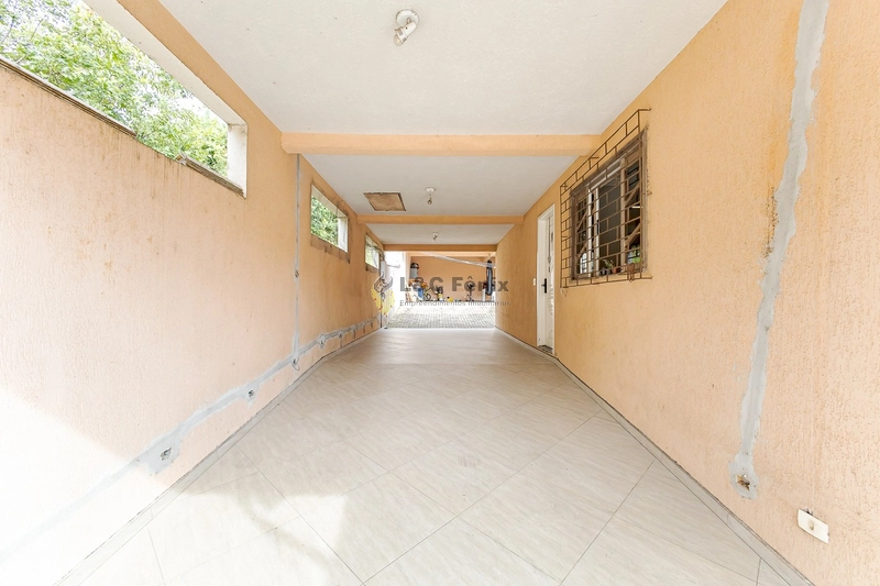 CASA EM COLOMBO: 53ª foto da galeria de imagens do imóvel